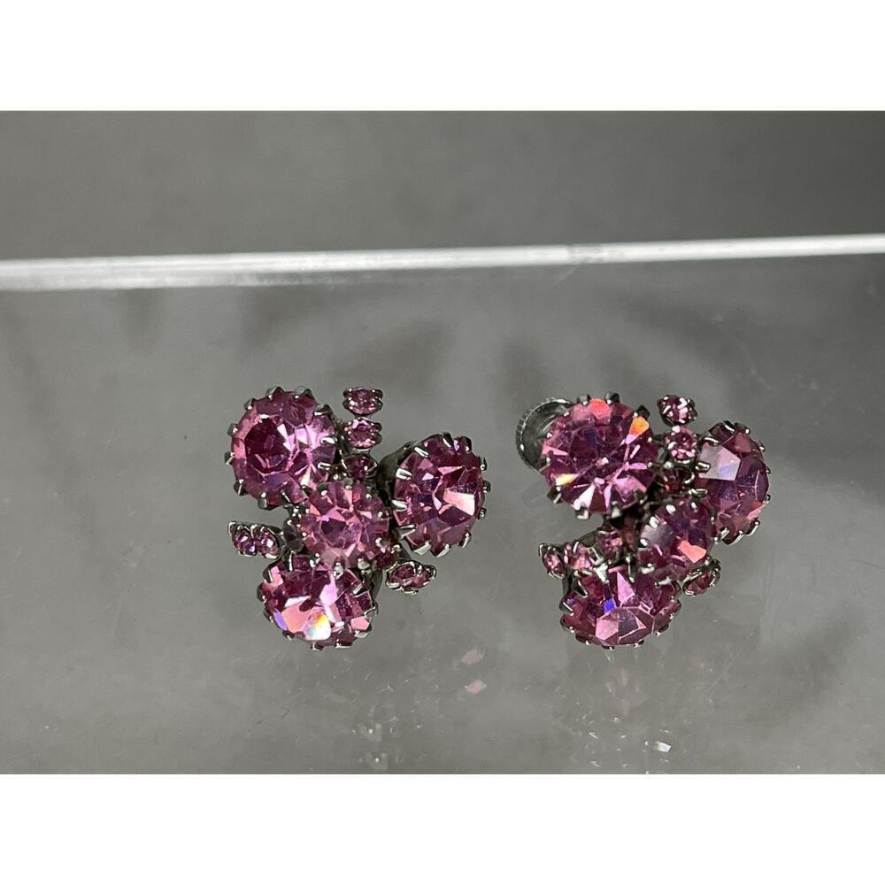 1950s 1960s Magenta Pink Round Stone Motif Silver Tone Elegant Vintage